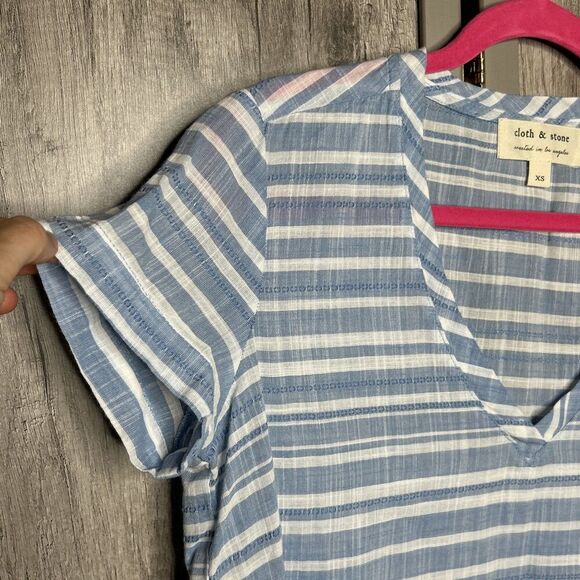 Cloth & Stone Cotton Top Striped V Neckline Blue and White Size XS - Picture 6 of 6